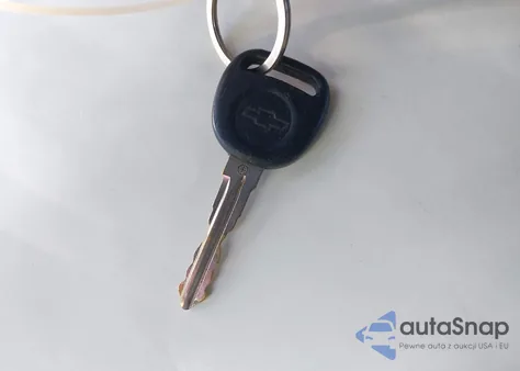 2013 Chevrolet Silverado 1500 Lt z USA, uszkodzony, nr VIN 1GCRCSE04DZ306753